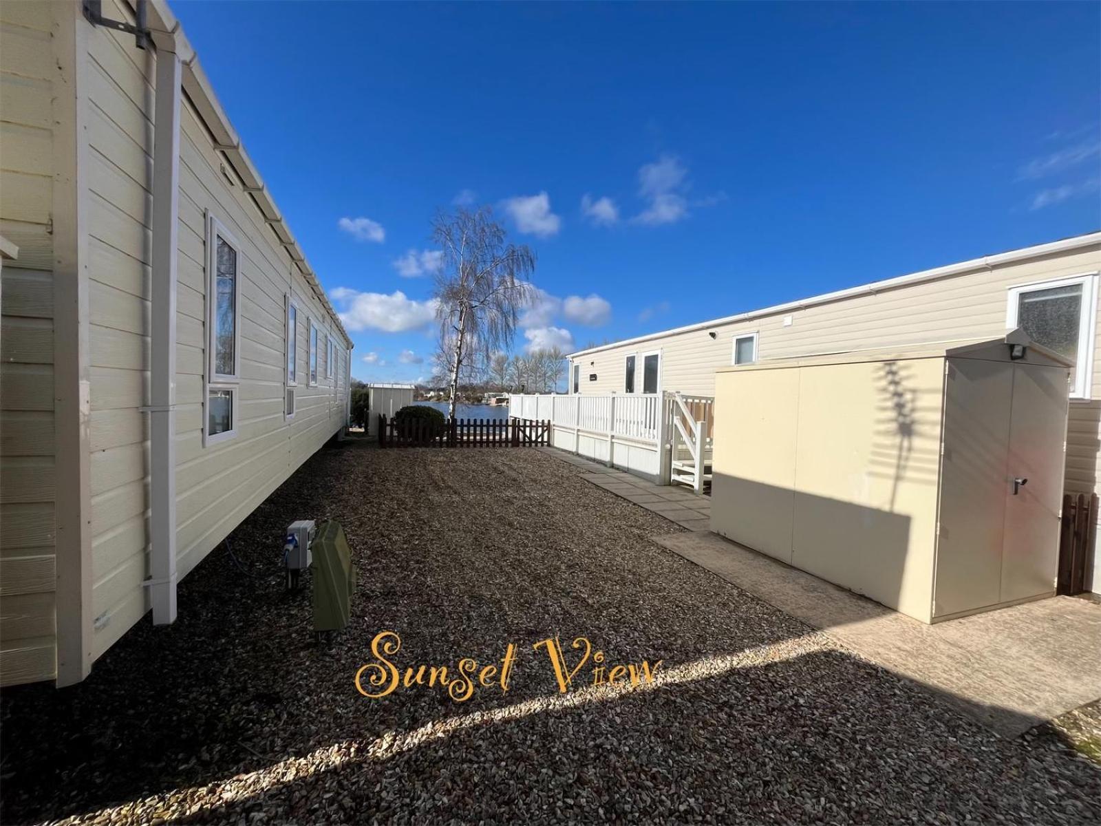 Tattershall Lakes Sunset View Caravan Lakeside, Hot Tub, Garden, Private Fishing Peg & Wifi Exterior photo